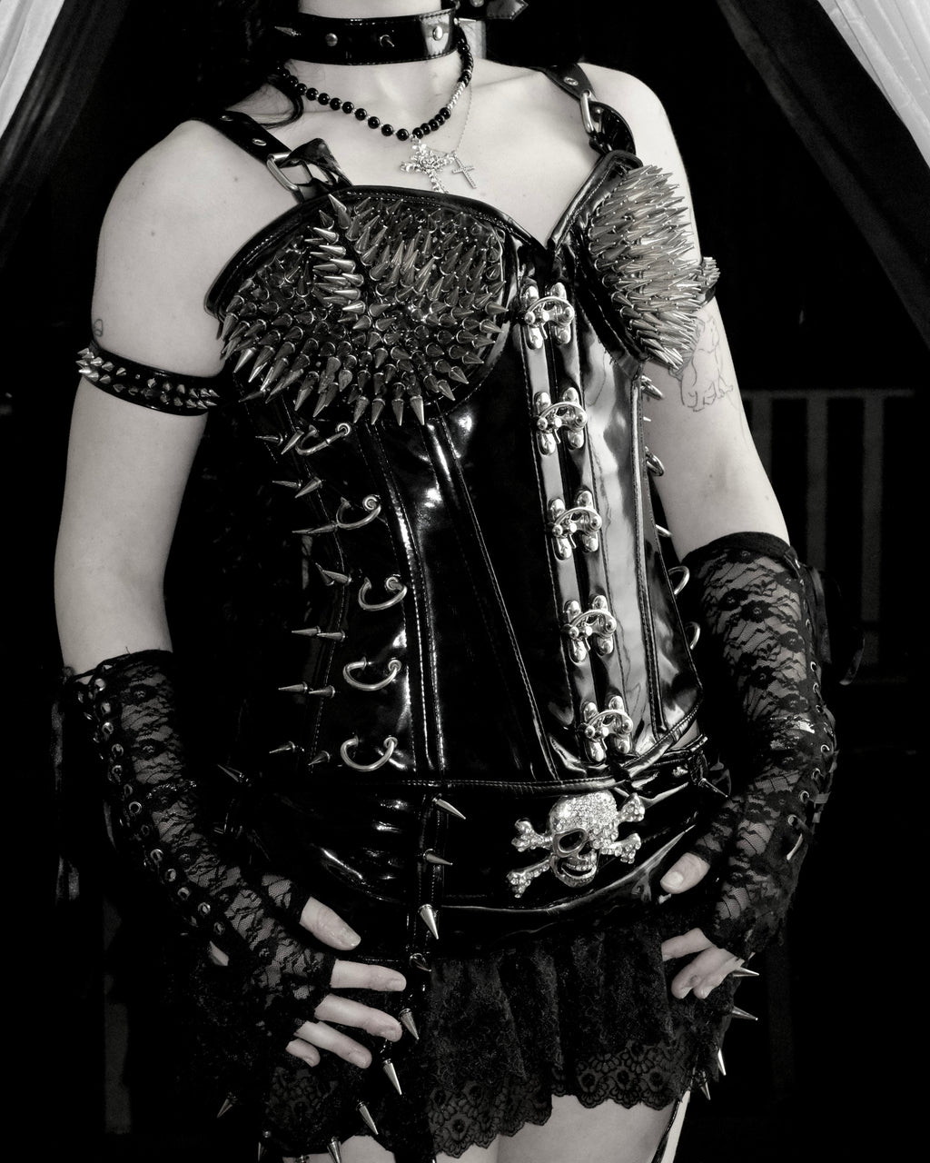 Xtreme spike corset