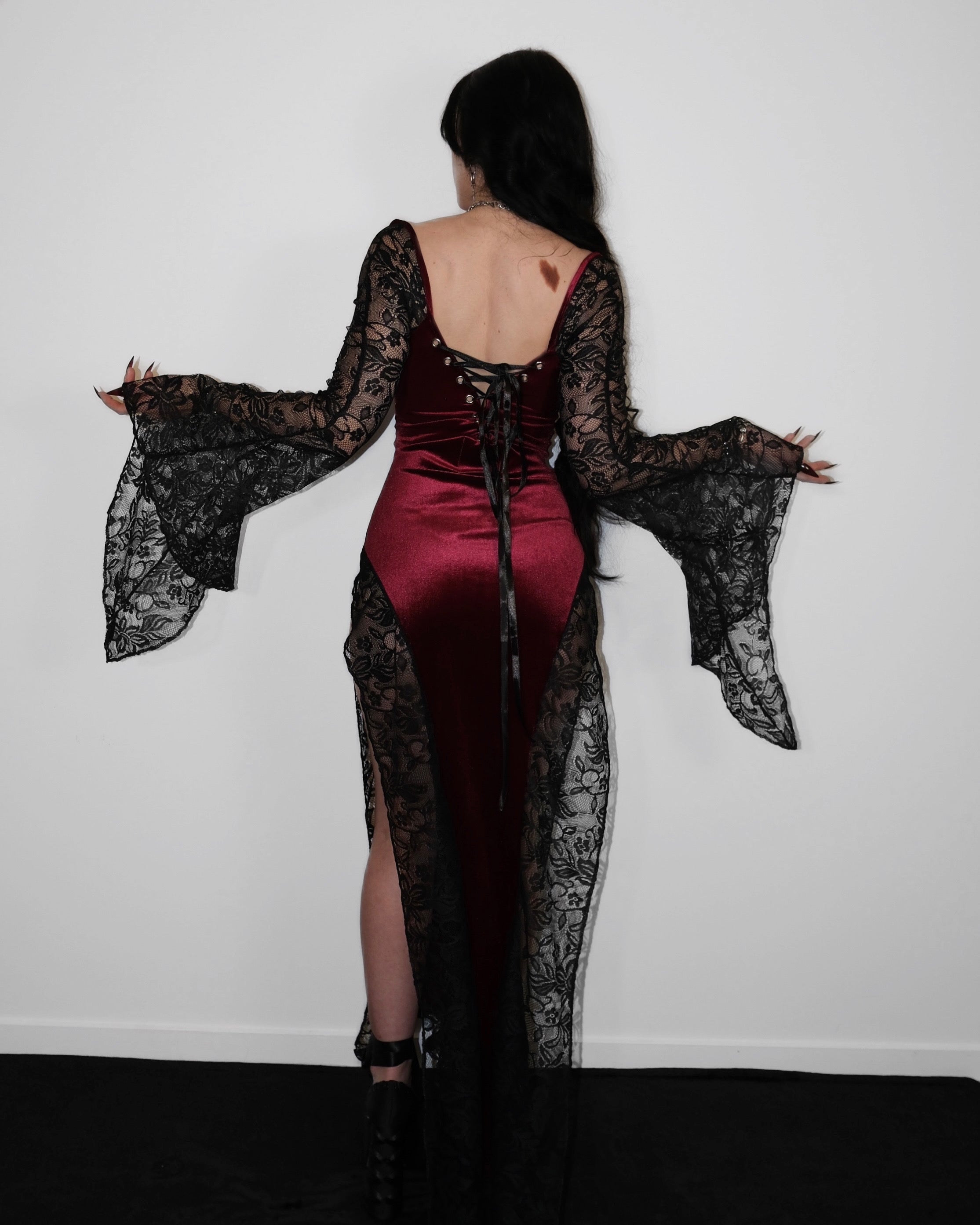 Haunted dress- Burgendy