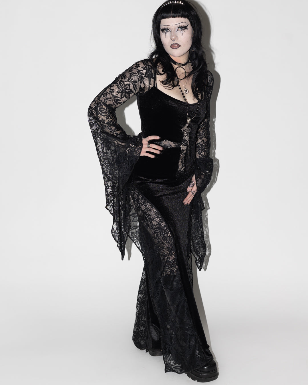 Haunted dress- black