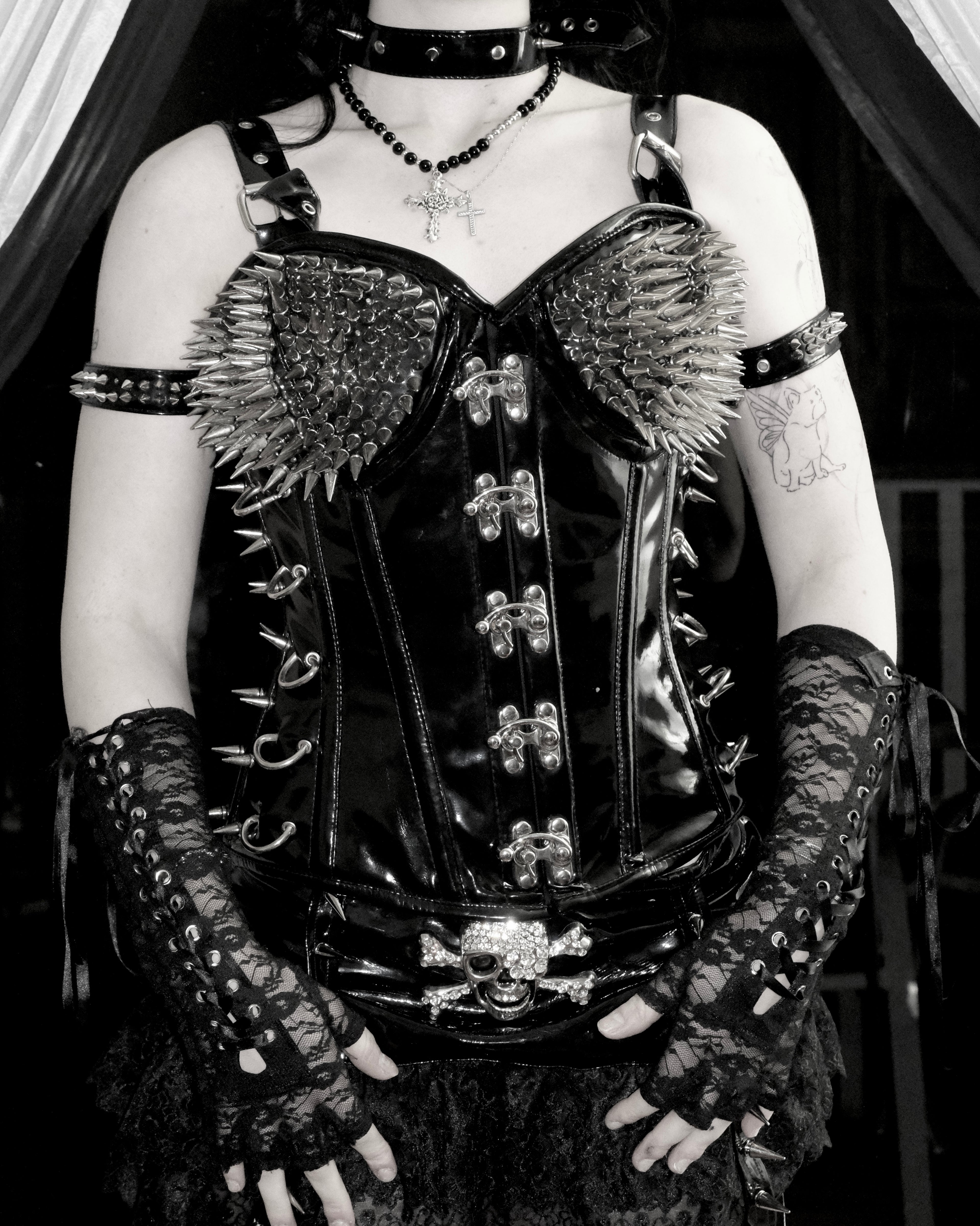 Xtreme spike corset
